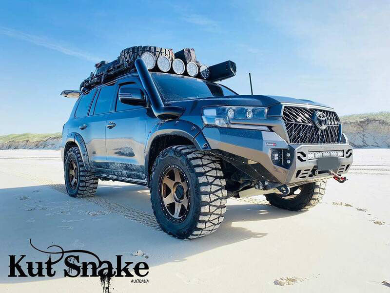 Kut Snake Flares for Toyota Landcruiser 200 Series ABS