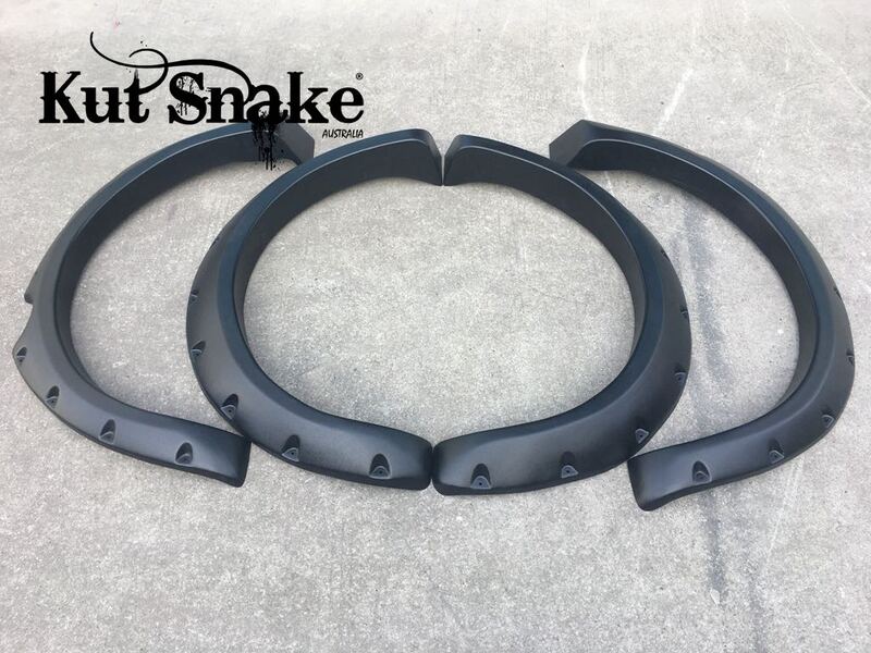 Kut Snake Standard Flares for Mitsubishi Triton ML / MN 2006-2015 ABS